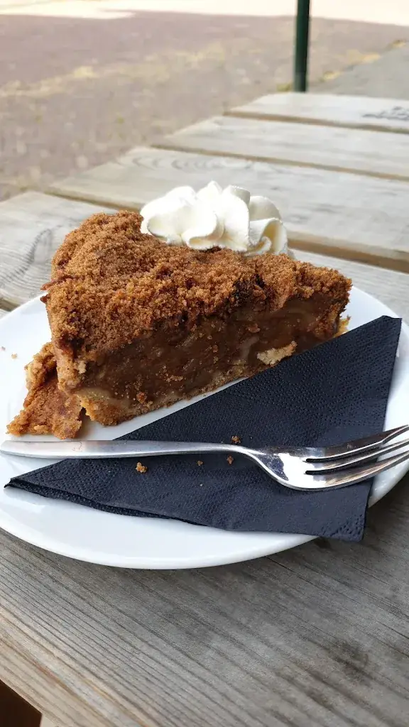 Ewald Van Der Helm_De Waag_Doesburg_review