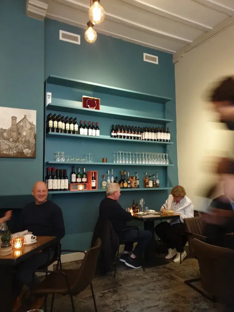 Ewald Van Der Helm_Eet-Lokaal | Café, Restaurant & Zalen_Zevenaar_review