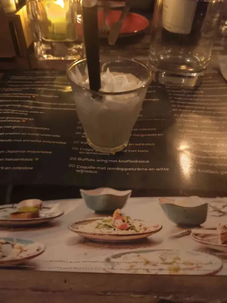 Aroop “FinlayDaG33k” Roelofs_Brasserie Bij Ons Zevenaar_Zevenaar_avis