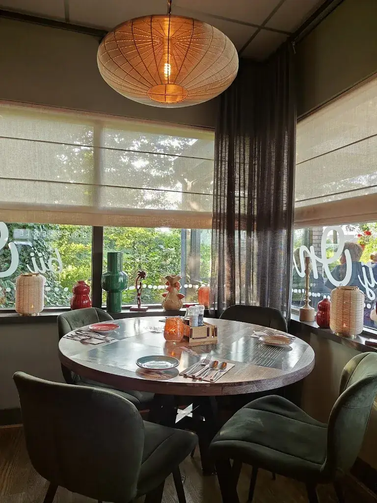 Brasserie Bij Ons Zevenaar restaurant in Zevenaar