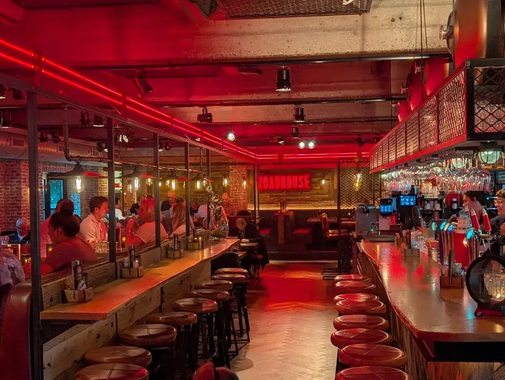 Roadhouse Arnhem Bar & Kitchen_Arnhem_slider_image_1