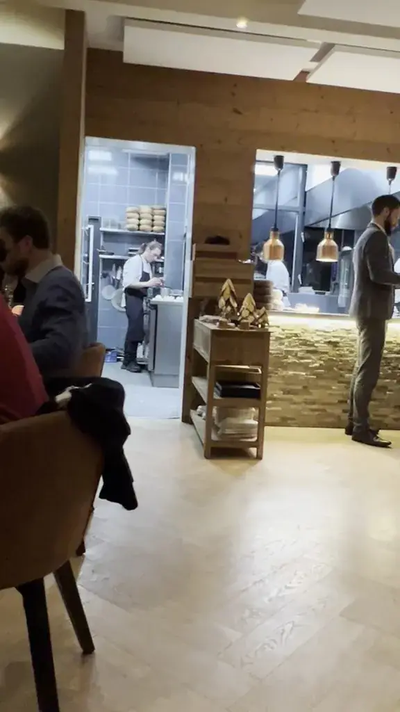 Murat Önder_Restaurant Mont Blanc_Amsterdam_avis