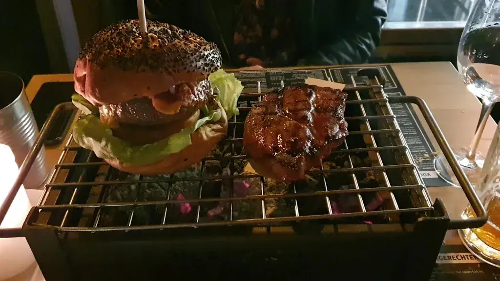 Vlees & CO Arnhem 🥩_Arnhem_slider_image_2