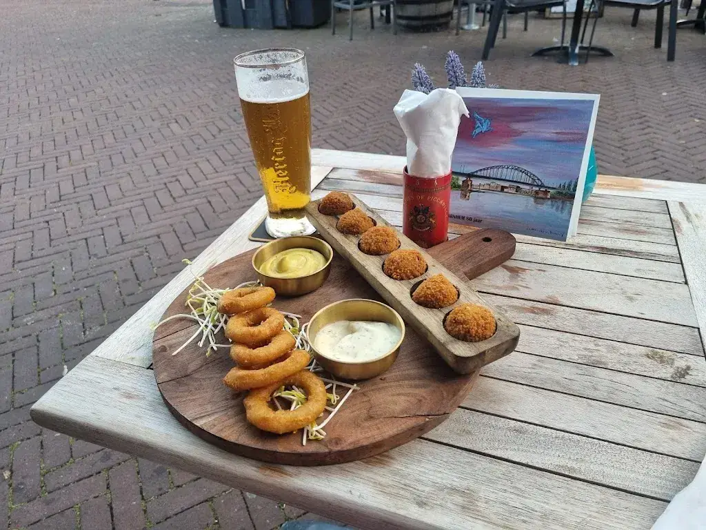 Andrew Simcock_Graave Eten & Drinken_Arnhem_Bewertung