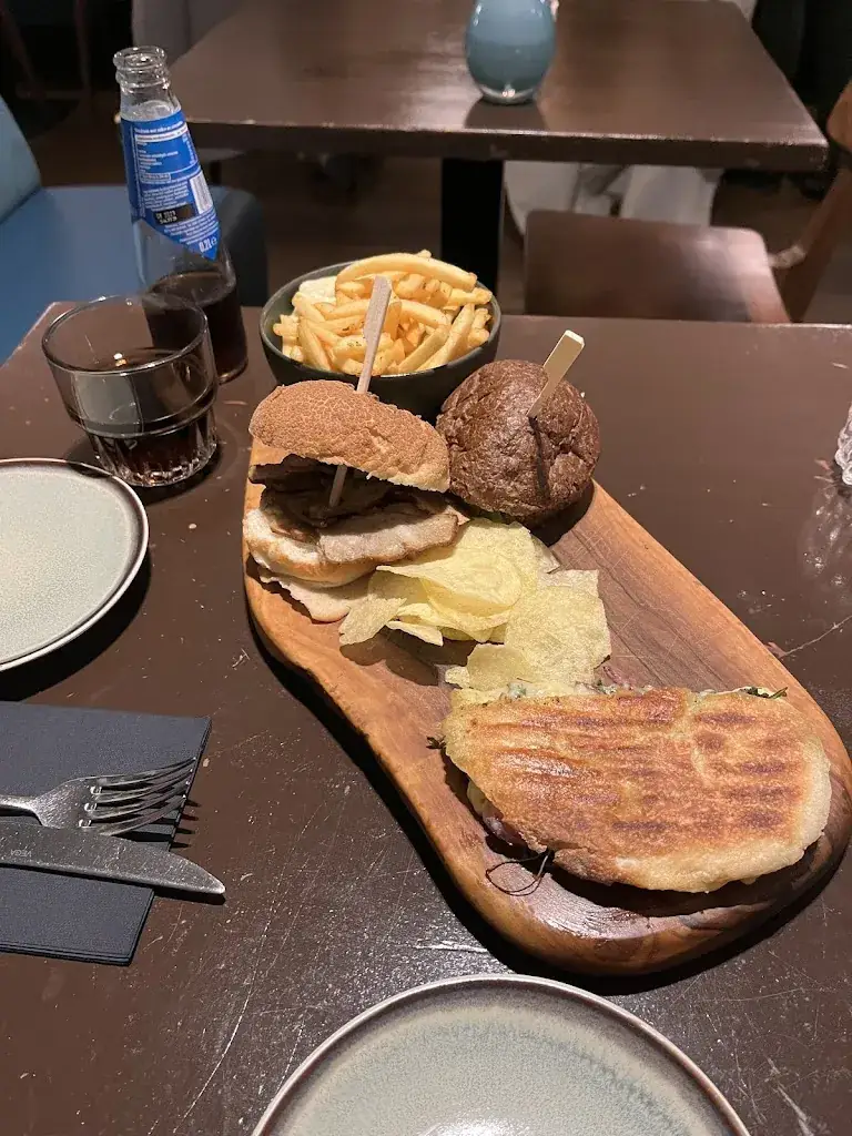 Kimia Yad_Arneym_Arnhem_review