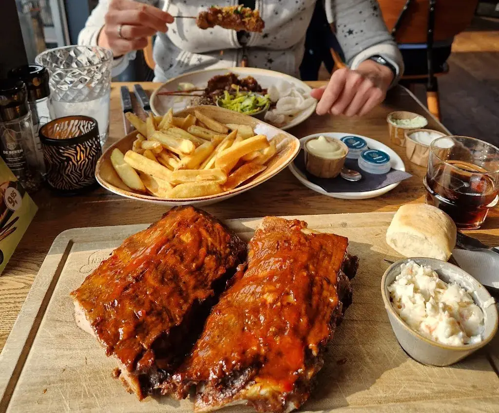 Rosalinde Tramper_De Beren Apeldoorn_Apeldoorn_review