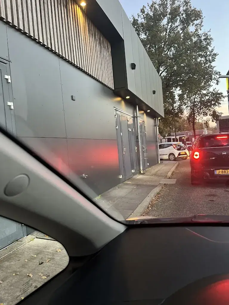 Helg Pchilka_McDonald's McDrive Apeldoorn Noord_Apeldoorn_review