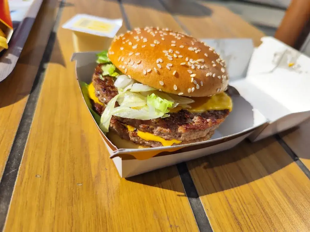 McDonald's McDrive Apeldoorn Noord_Apeldoorn_slider_image_3