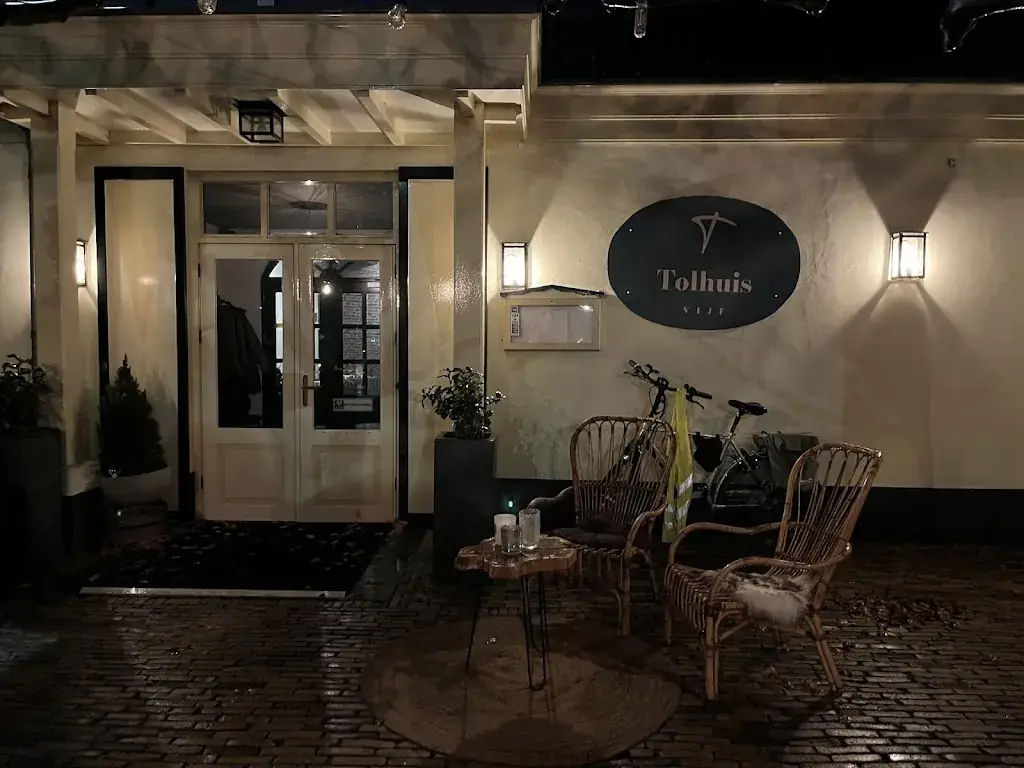 Anton de Zeeuw_Tolhuis vijf_Apeldoorn_Bewertung