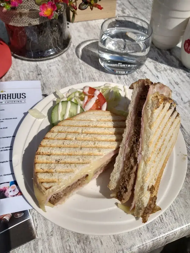 Willem Baan_Lunchroom 't Veurhuus_Sleen_review