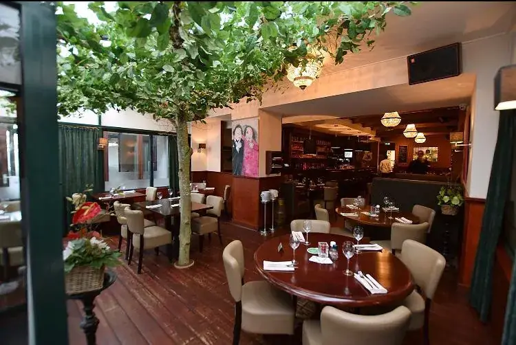 Le Baffon_Apeldoorn_slider_image_1