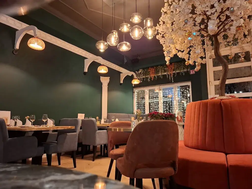 Peter Kremers_Milado Marina_Apeldoorn_review