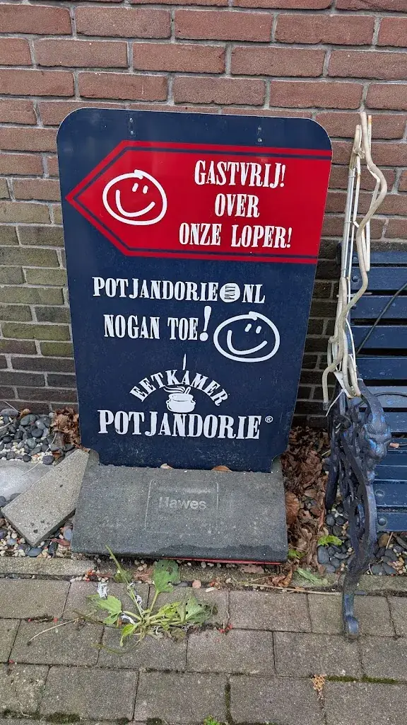 Martin Hoekstra_Potjandorie Apeldoorn_Apeldoorn_reseña