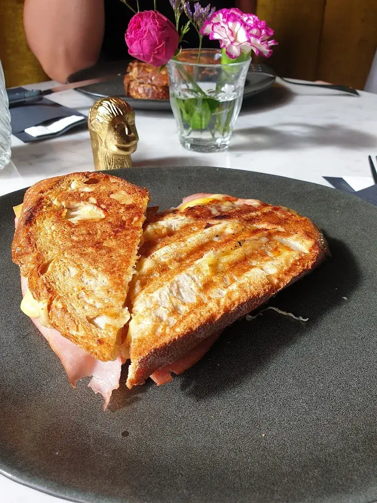 Menu_Lunch- en Wijnbar Rembrandt_Apeldoorn_image_7