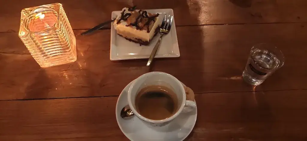 Ed Goudakov_Het Stadscafé_Apeldoorn_avis