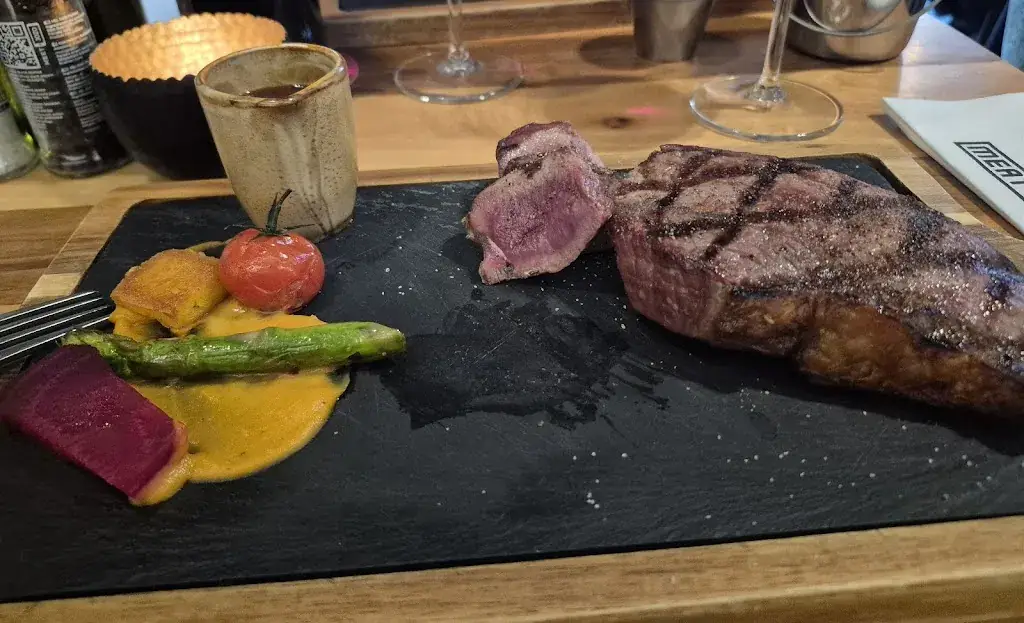 Brasserie Meat the Butcher & IJsbar98_Beesd_slider_image_3