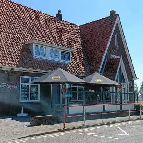 Snackpoint Geurds / Geurds eten en drinken_Bergharen_slider_image_3