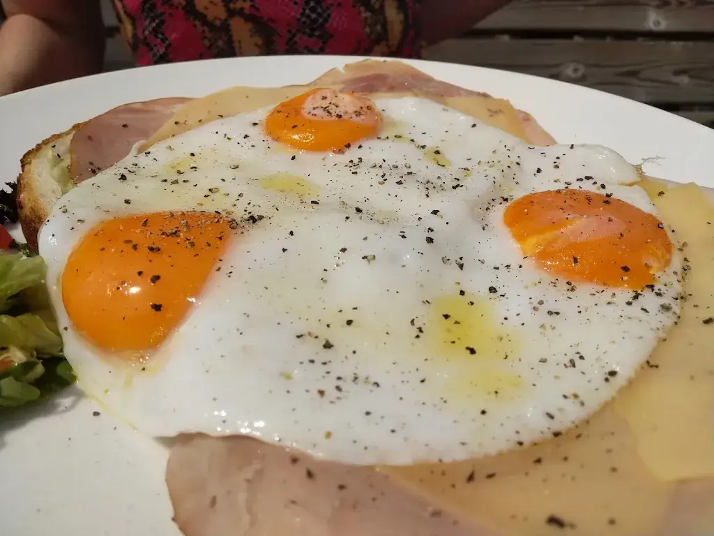 I Brouwersz_Brass aan de Maas_Ravenstein_recensione