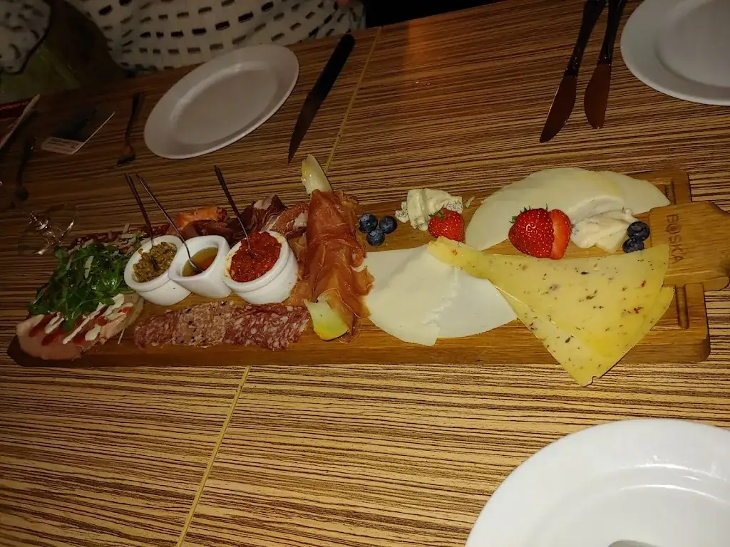 sandy sharoh_Da Giorgio Bemmel_Bemmel_avis