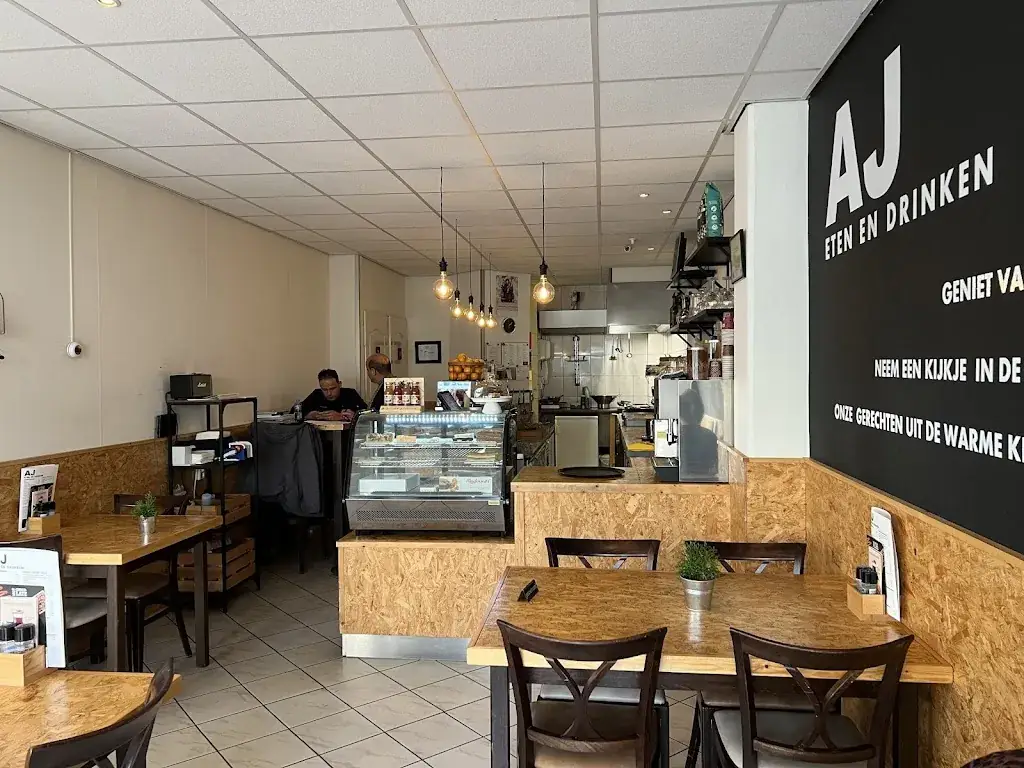 Esther Bruisten_AJ eten & drinken_Bemmel_Bewertung