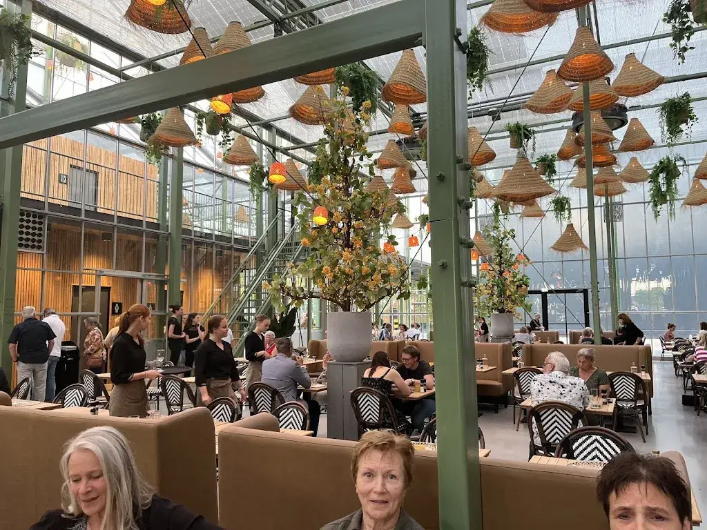 Kirsten van Dongen_Kweek Theater restaurant_Barneveld_reseña