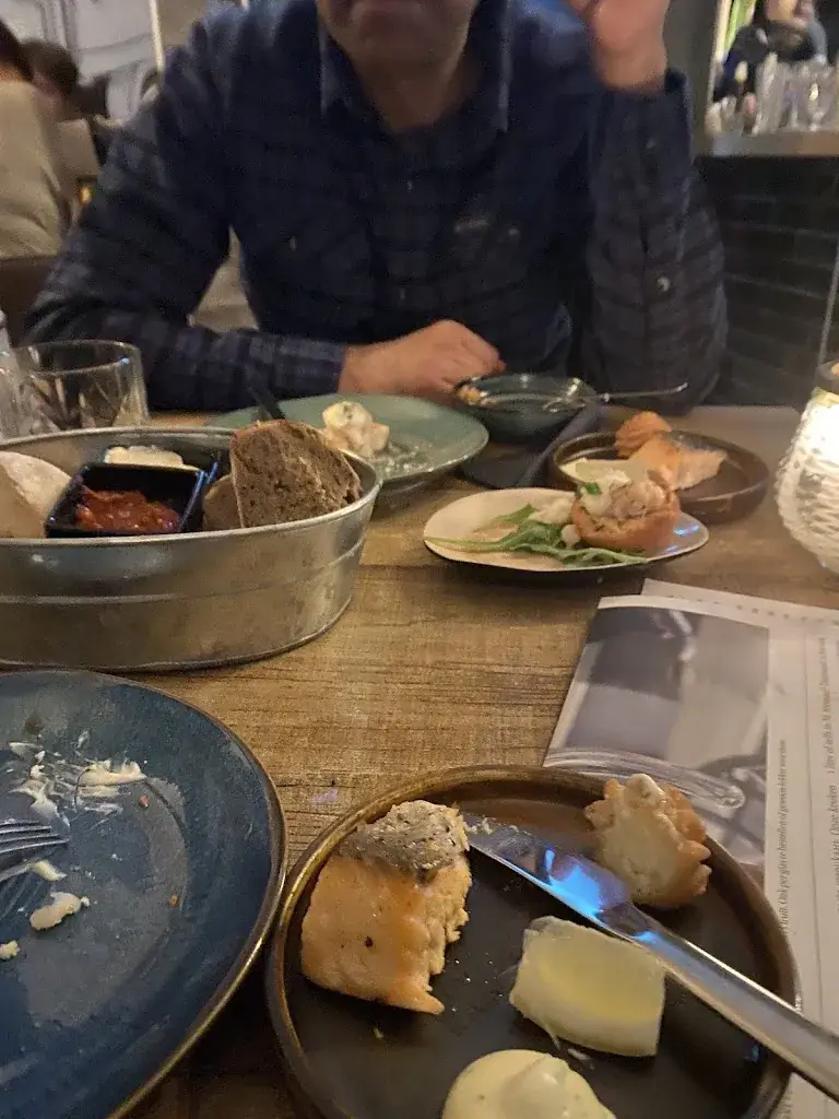 Maedeh Mokhtari_Tres Tapasbar Barneveld_Barneveld_recensione