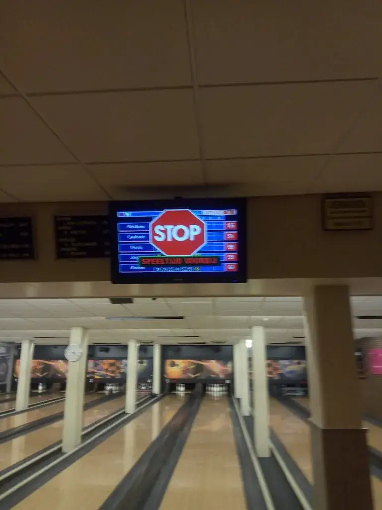 Abidemi Elesho_Bowling Veluwehal Barneveld_Barneveld_recensione