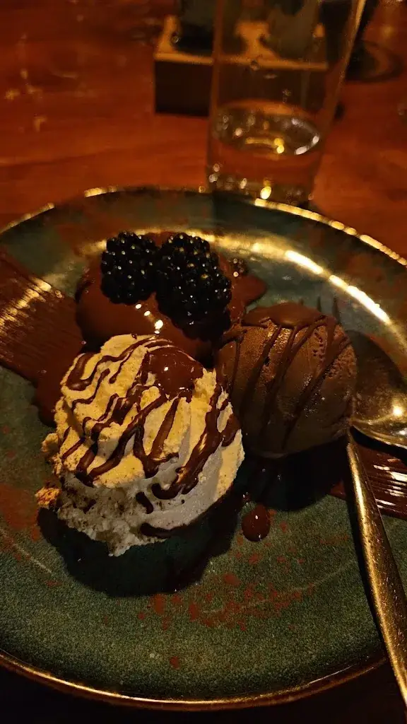 Mousumi Choudhury_Restaurant Bistro Le Steak_Bennekom_recensione