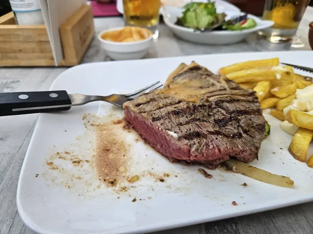 Restaurant Montaza_Renkum_slider_image_3