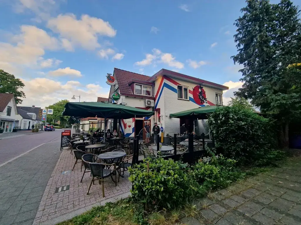 Frank McKinney_De Heksenketel_Beekbergen_review