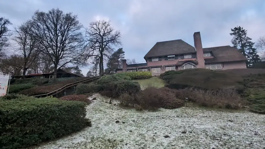 Lou Fegans_Fletcher Hotel-Restaurant de Wipselberg_Beekbergen_avis