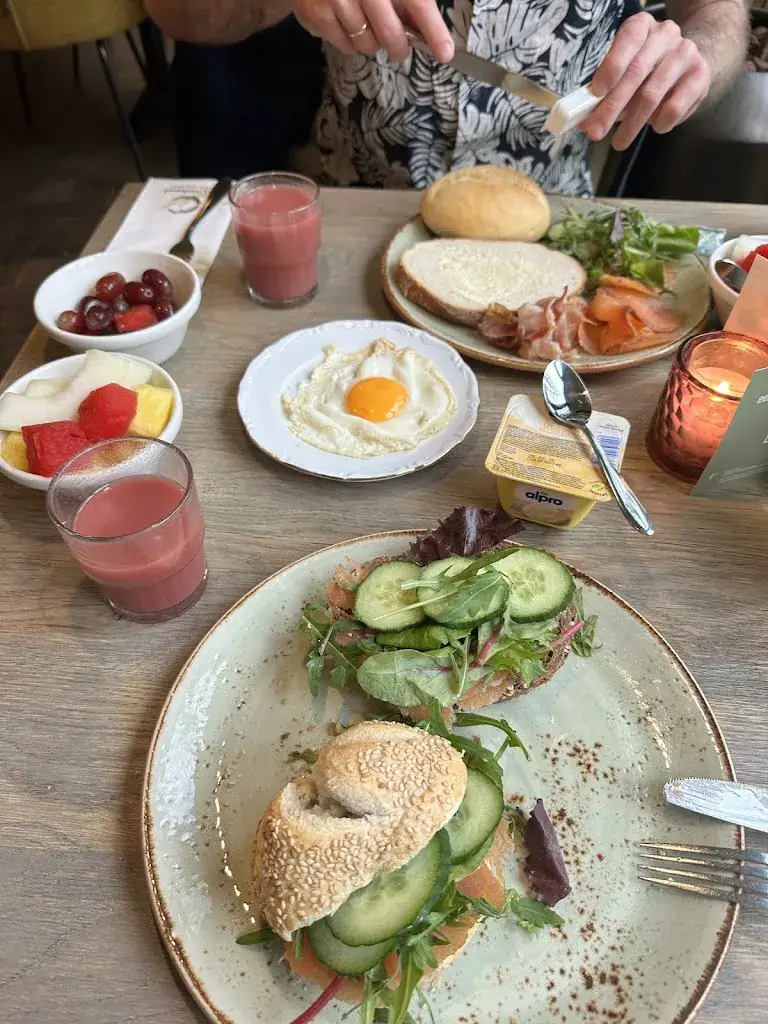 Julia Jansen_Van der Valk Hotel Apeldoorn - De Cantharel_Ugchelen_review