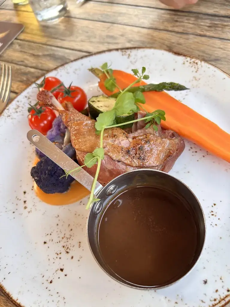 Mutiara Priscilla_Brasserie Délicat_Hoenderloo_avis