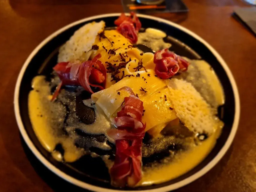 Eligos Rau_Gastrobar Riant_Beekbergen_avis