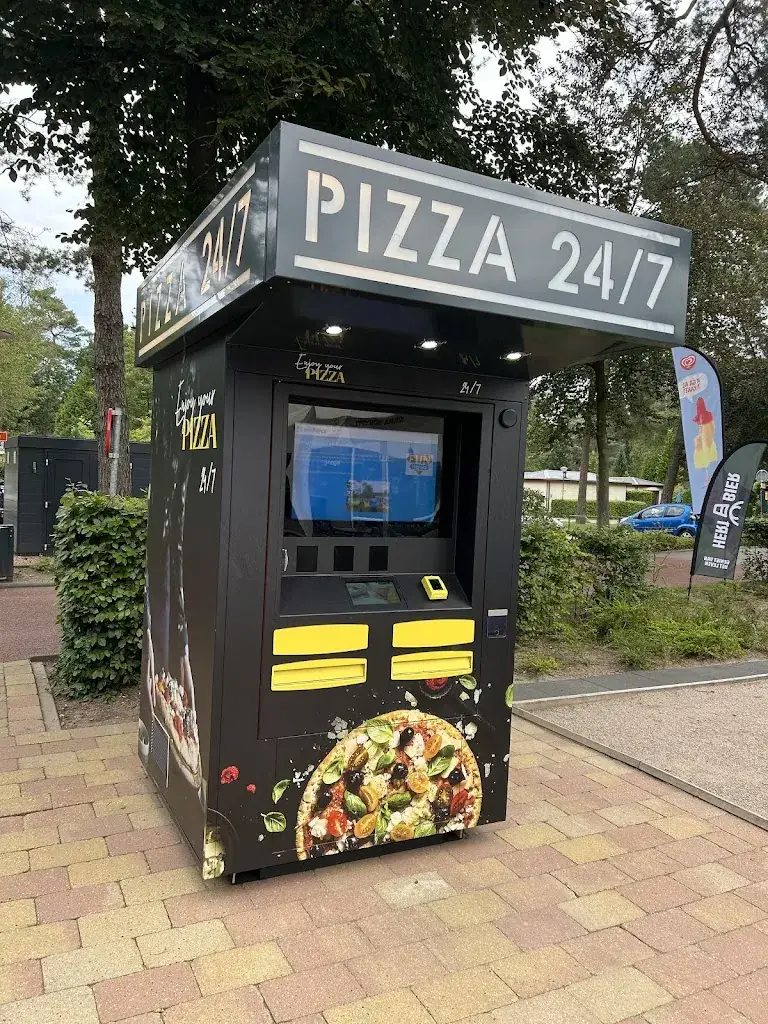24/7 Pizza Vending machine Beekbergen_Beekbergen_slider_image_2
