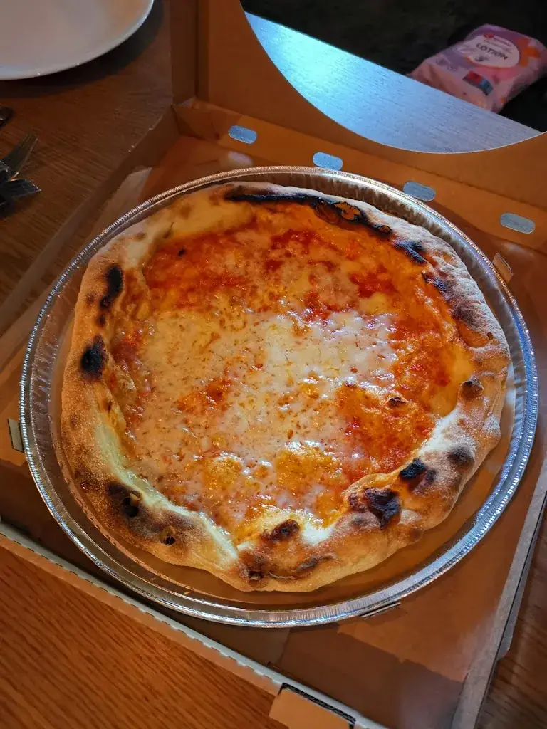 24/7 Pizza Vending machine Beekbergen_Beekbergen_slider_image_3