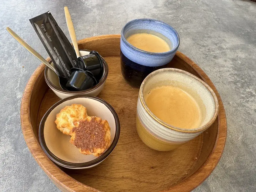 Amanda Goezinne_Aan de Gracht bij Moon_Borculo_recensione