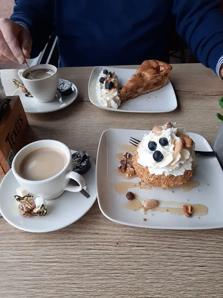 Nel de Jong_De Hoeksteen_Borculo_review