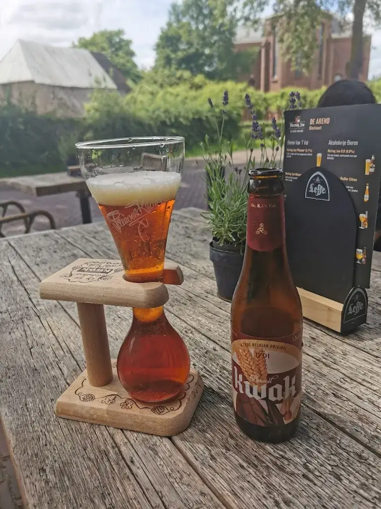 MR Jakubowski_De Arend_Winssen_avis