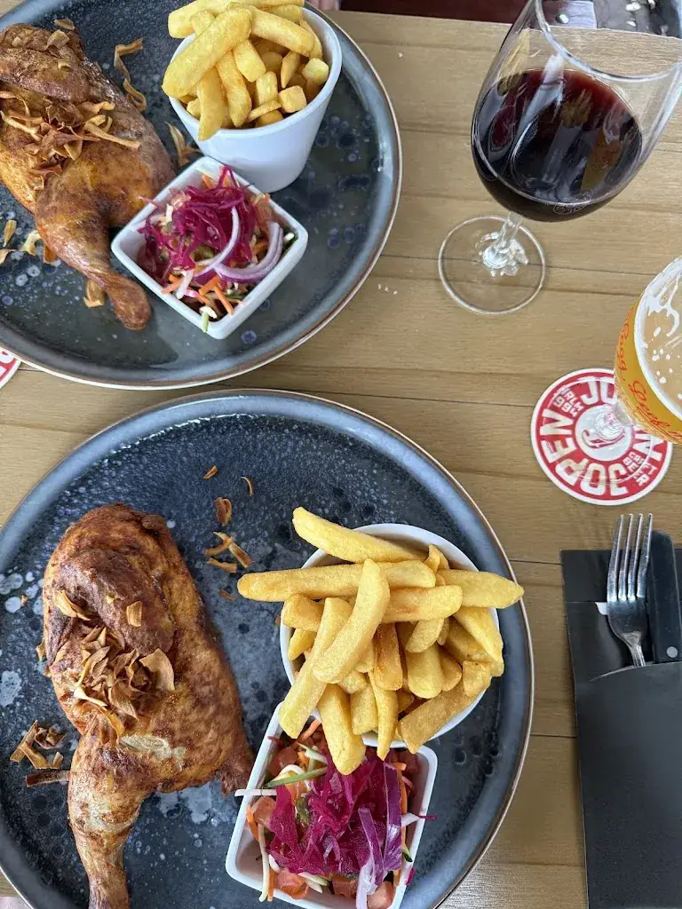 Prince Charming Bar & Kitchen_Amsterdam_slider_image_2