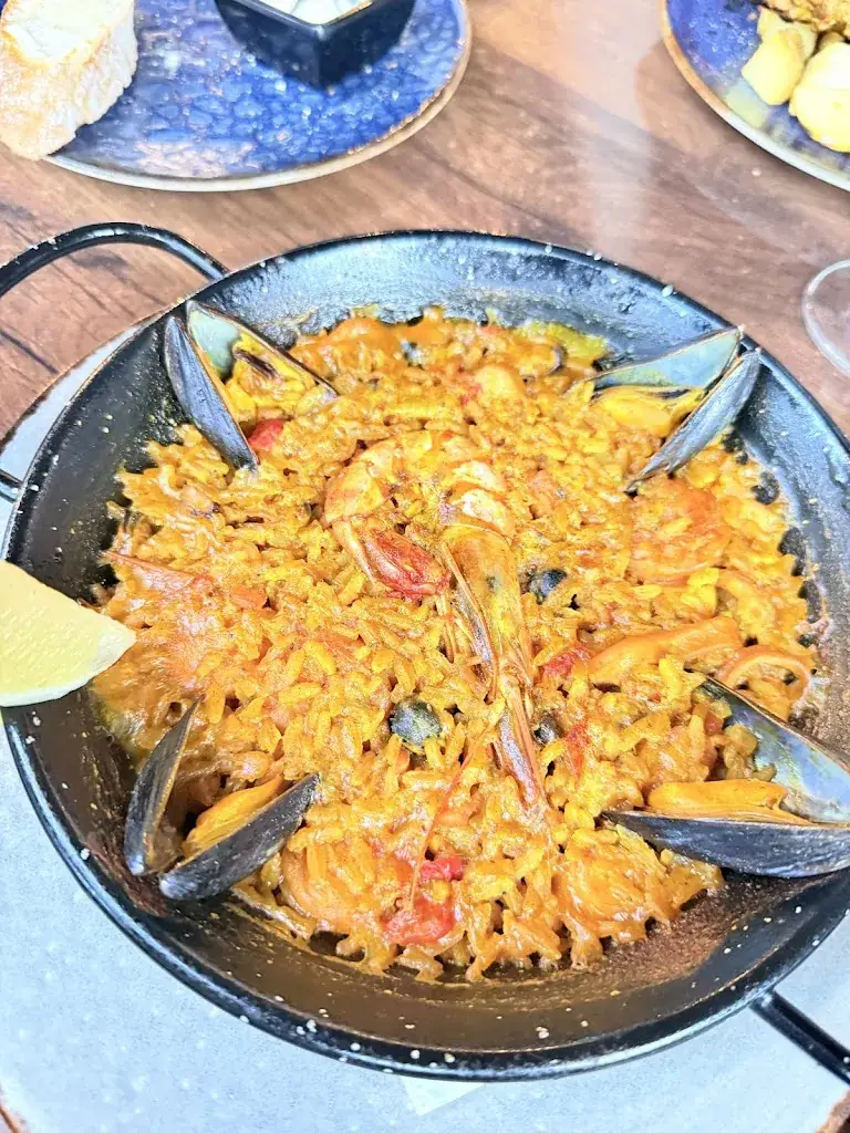 Eddymar Coronel_El Pimpi Tapas_Amsterdam_review