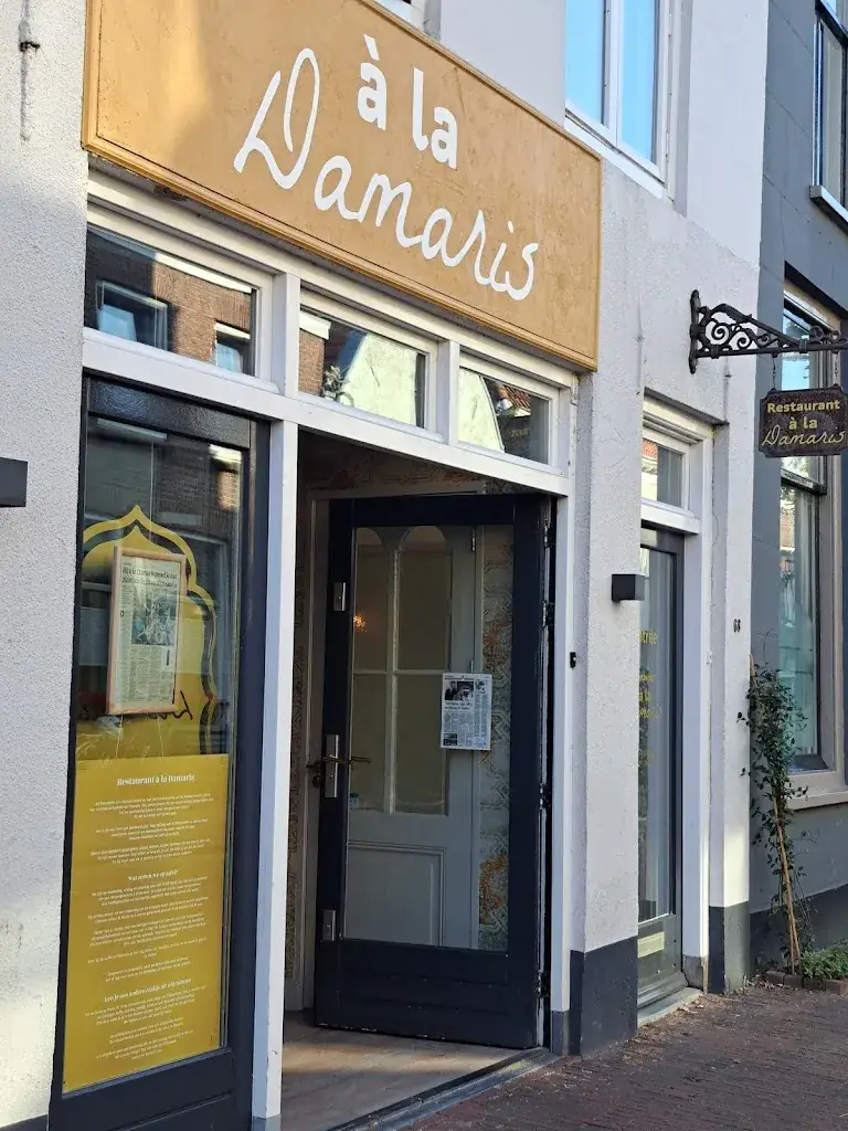 laura Leeuwenburg - van den Boom_À-La-Damaris_Zaltbommel_review