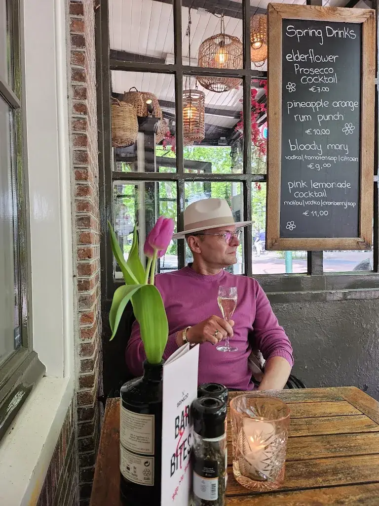 Menu_Bar Bistro Brink20_Laren_imagen_4