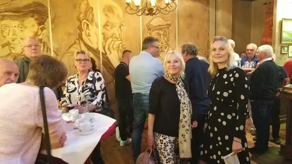 Huib Harwig_De Vroolijke Frans_Brummen_avis