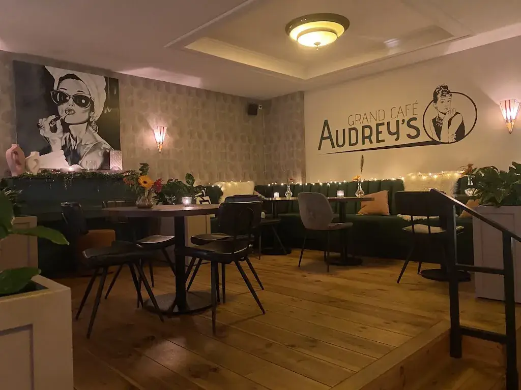 Bashar Al Katrib_Grand Café Kromhout_Brummen_review