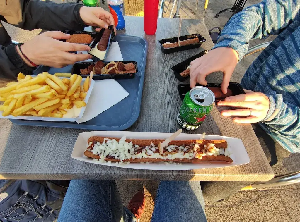 Rik Verhees_Hao Chi_Brummen_recensione