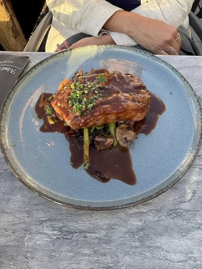 Drake Morse_Meat & Fish aan de Haven_Aalsmeer_recensione