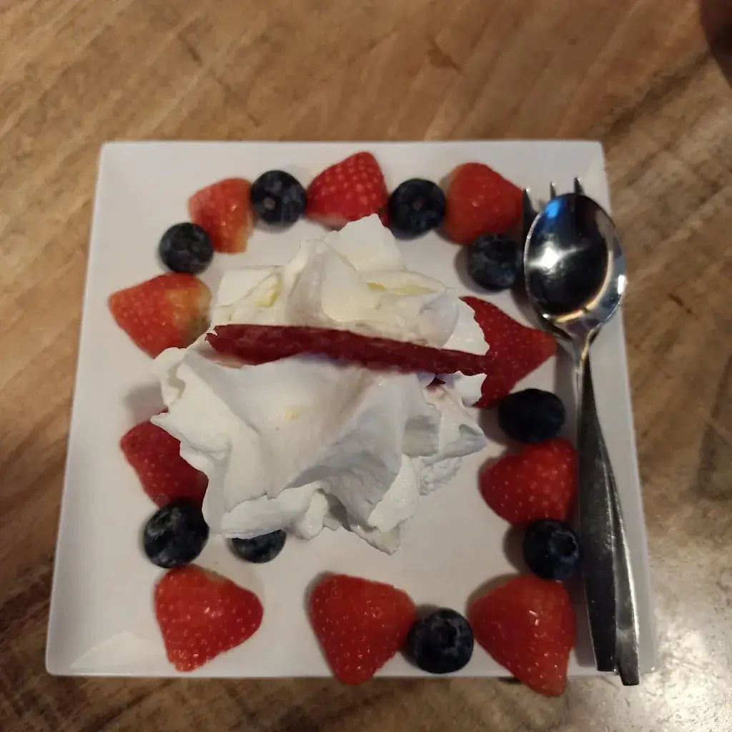 Joemon Thekkaekurikattukunnal_Brasserie Lekker aan de Haven_Uitgeest_reseña