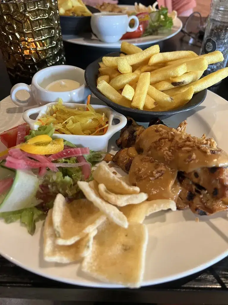 MerijnGarry Home_Bij de Engel_Dodewaard_recensione