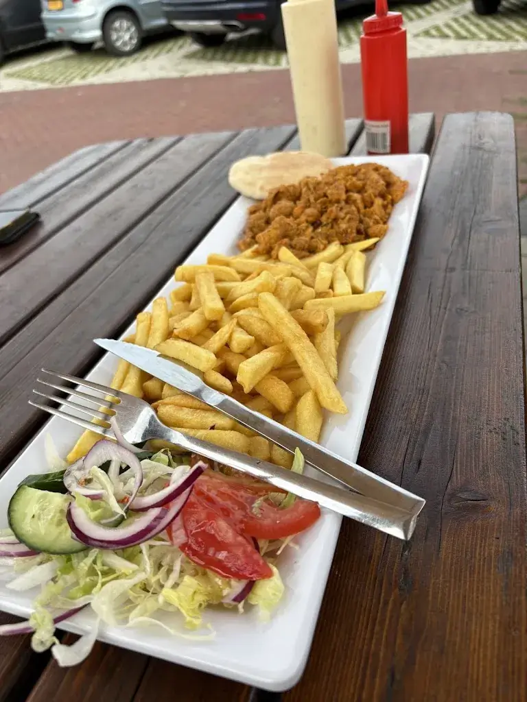 Cafetaria - Pizzeria Deest_Deest_slider_image_3